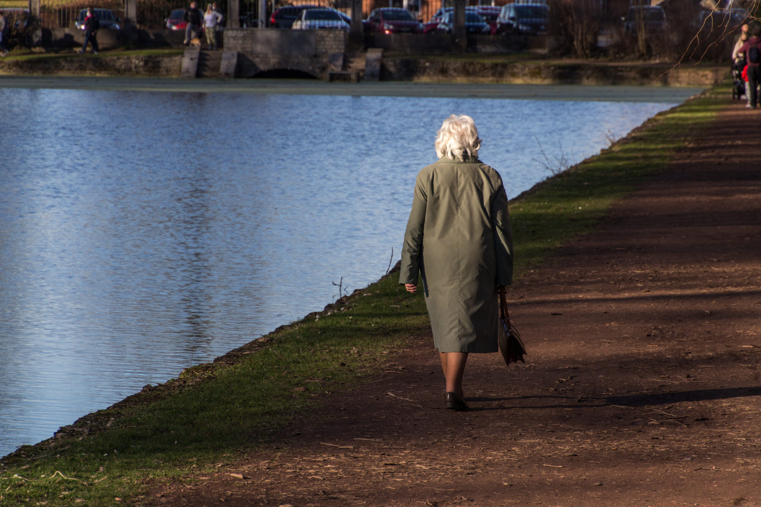 AdobeStock_439868839 female walking while in gief